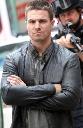 Stephen Amell Oliver Queen Arrow TV Show Black Leather Jacket