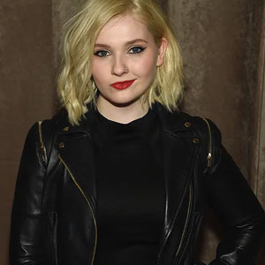 Abigail Breslin Jackets