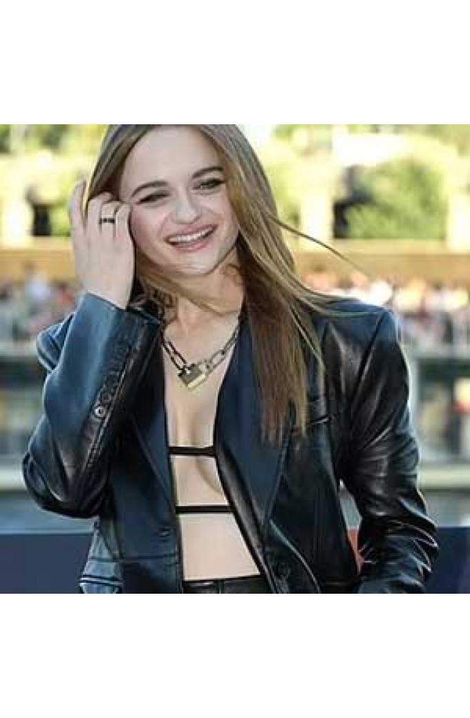 Joey King Leather Jackets And Cotton Coats Collection