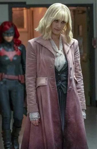 Beth Kane Batwoman Rachel Skarsten Alice Pink Trench Coat