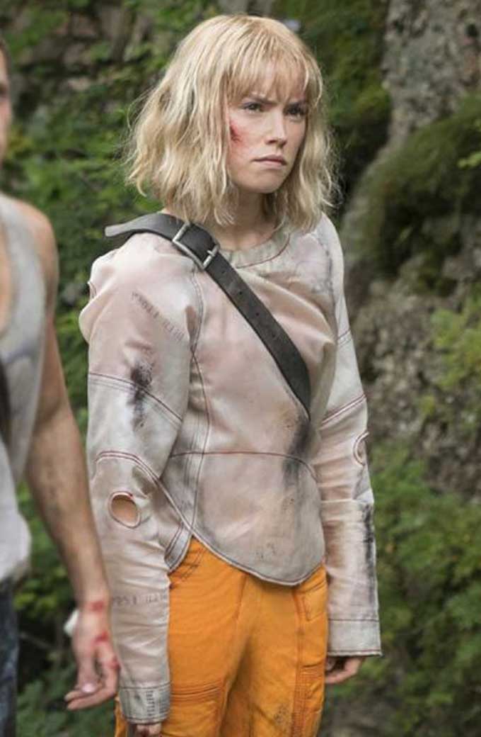 Viola Eade Daisy Ridley Chaos Walking White Leather Jacket