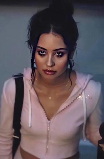 Alexa Demie Euphoria Maddy Perez Hooded Pink Cropped Jacket