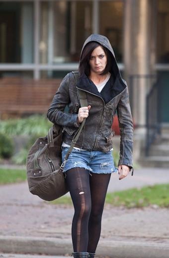 Emily Blunt Arthur Newman Mike Distressed Leather Jacket
