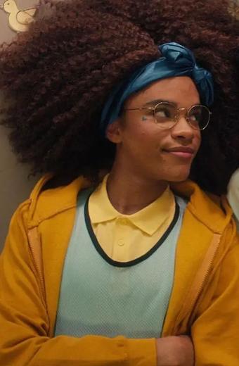 Yasmin Finney Elle Argent Heartstopper Yellow Fleece Hoodie