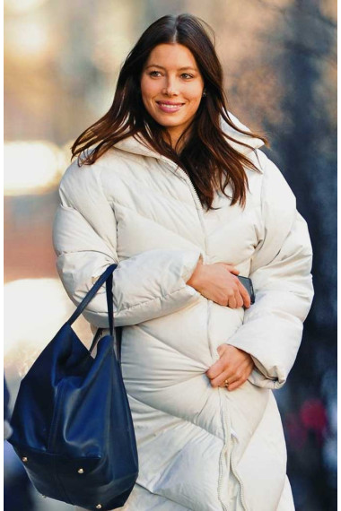 Womens Casual Jessica Biel White Parachute Quilted Puffer Coat