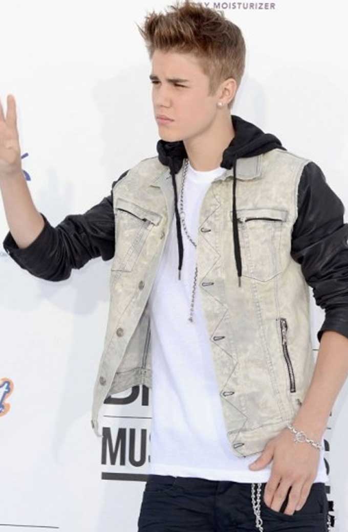 Justin Bieber Blue Denim Jacket With Black Sleeves