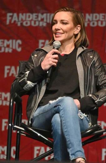 Atlanta Fandemic Tour Katie Cassidy Black Leather Jacket