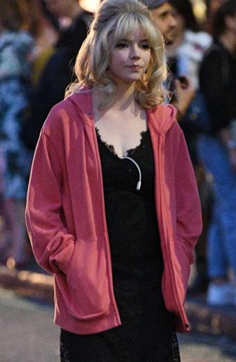 Last Night In Soho Anya Taylor Joy Sandie Pink Fleece Hoodie