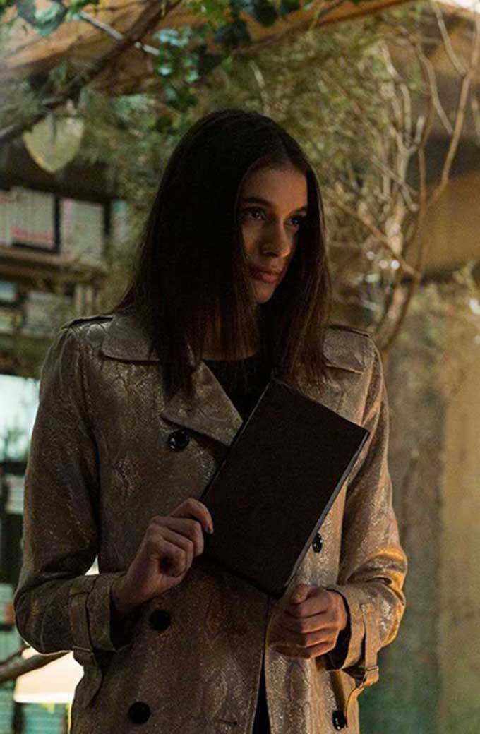 Locke And Key Laysla Oliveira Dodge Ellie Whedon Trench Coat