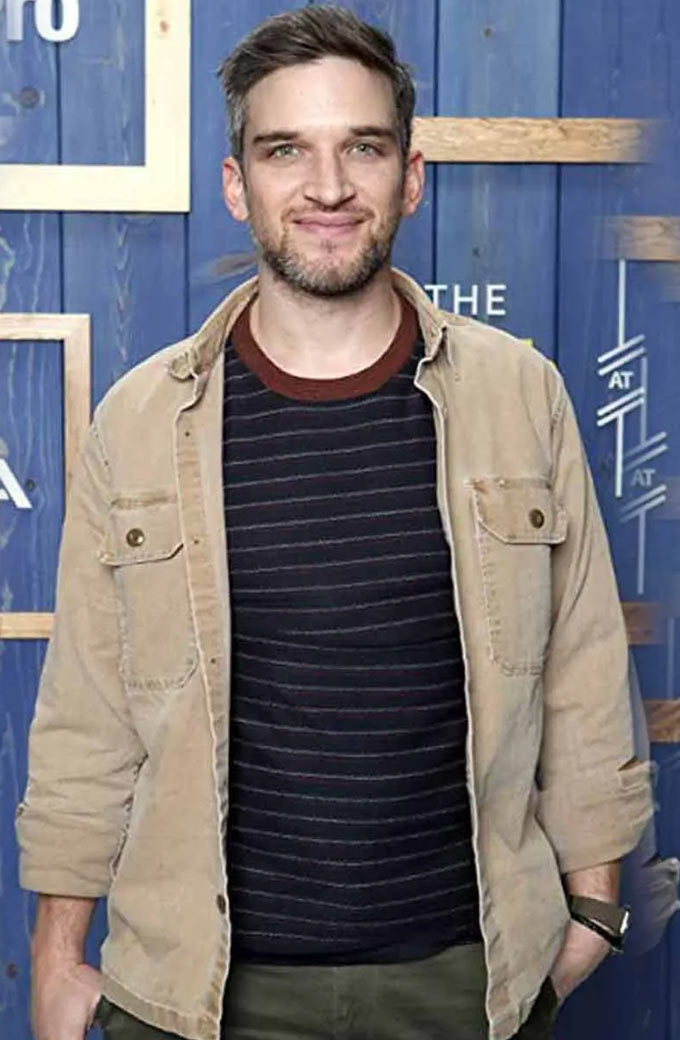 Evan Jonigkeit The Night House Owen Beige Jacket