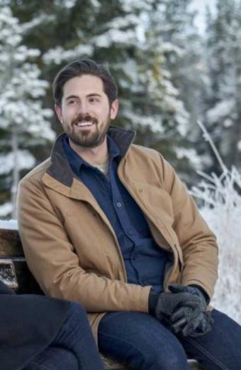 Chris McNally Snowkissed Noah Beige Jacket