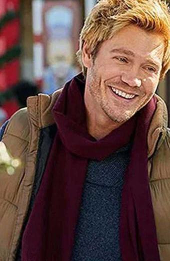 Paul Barnett Chad Michael Murray Too Close For Christmas Vest