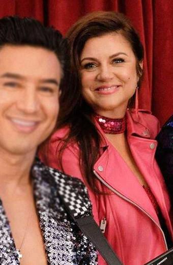 Kelly Morris Tiffani Thiessen Saved By The Bell Biker Jacket