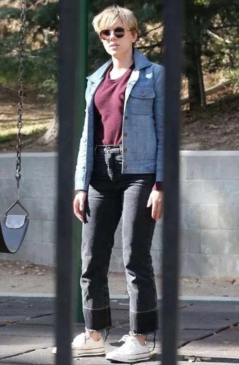 Los Angeles Scarlett Johansson Street Style Blue Denim Jacket