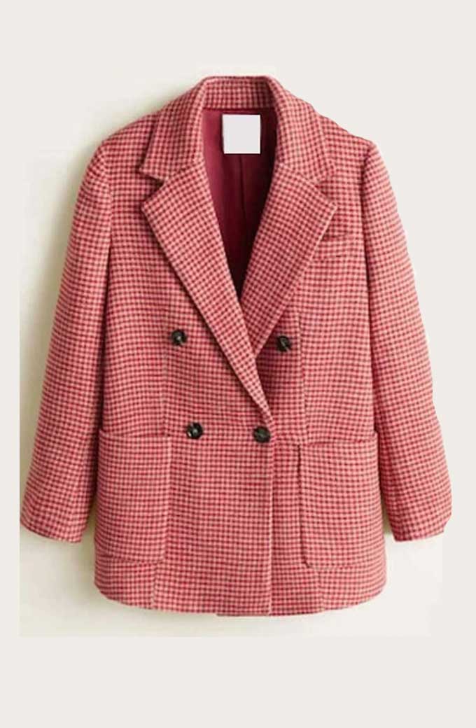 taylor-swift-pink-coat