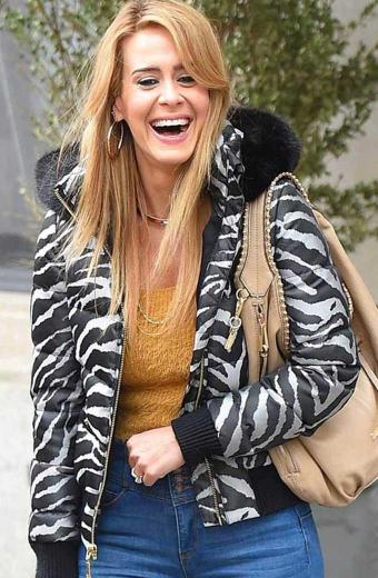 Xandra The Goldfinch Black And White Jacket 