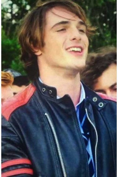 Noah Flynn Kissing Booth Jacob Elordi Black Leather Jacket
