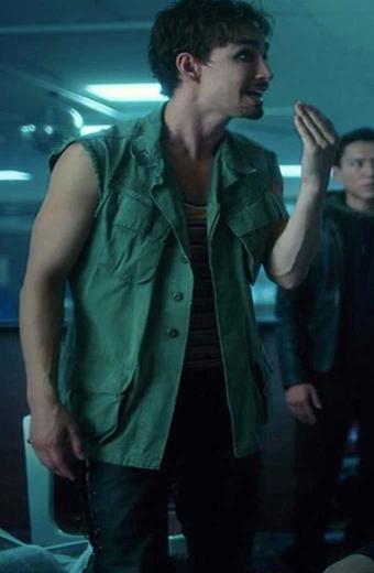 Robert Sheehan The Umbrella Academy Klaus Hargreeves Vest