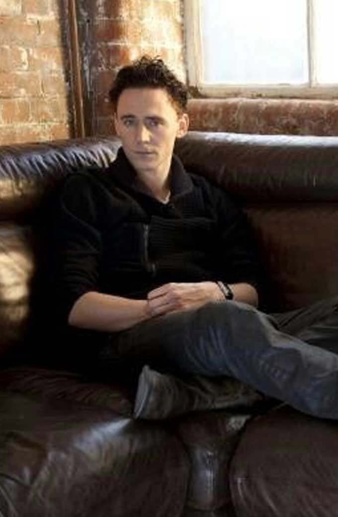 Tom Hiddleston Sarah Dunn Shoot Casual Black Corduroy Jacket