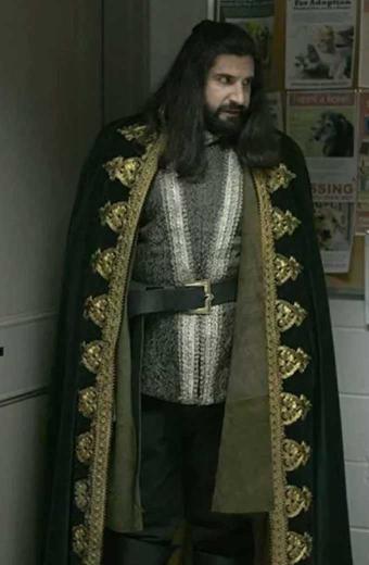 Nandor What We Do In Shadows Kayvan Novak Black Royal Cloak