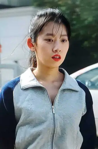 All Of Us Are Dead Oh Hye Soo Min Eun Ji Grey Fleece Jacket oh-hye-soo-all-of-us-are-dead-jacket