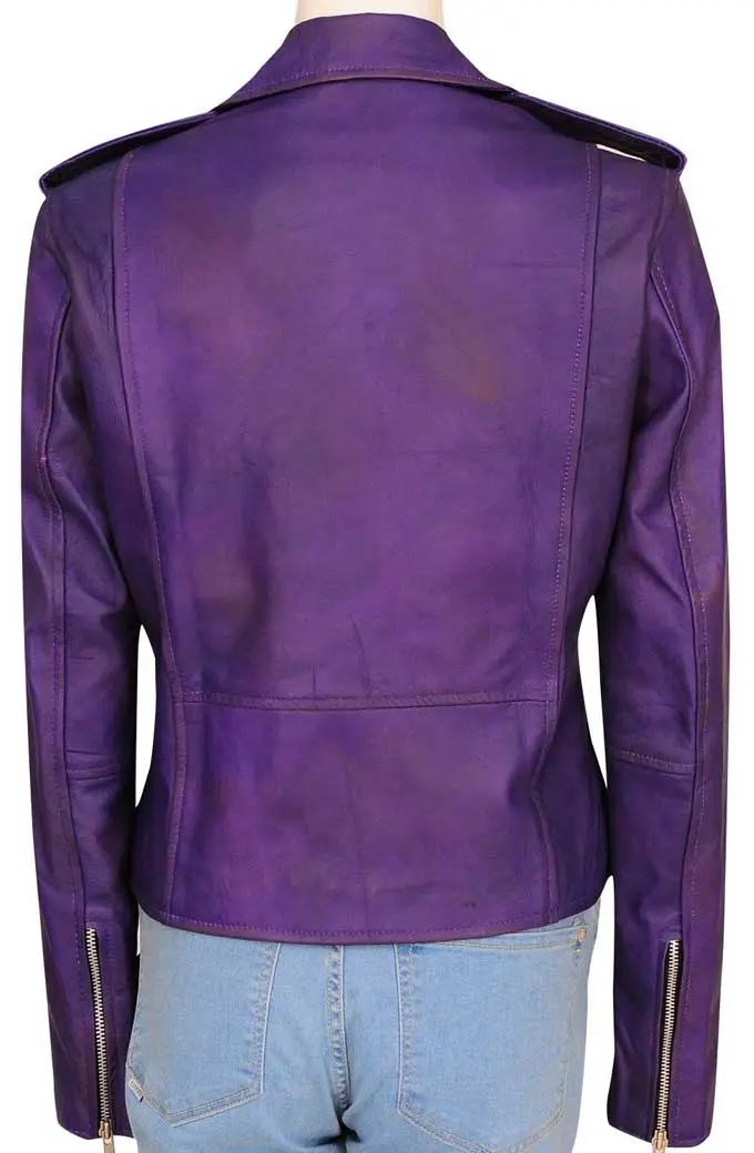 Daphne Kluger Anne Hathaway Oceans 8 Purple Leather Jacket oceans-eight-anne-hathaway-purple-jacket
