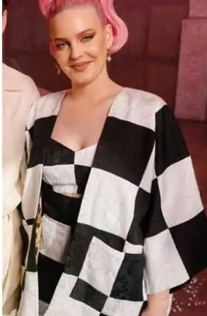Our Song Anne Marie White And Black Plaid Cotton Jacket anne-marie-our-song-white-cotton-jacket