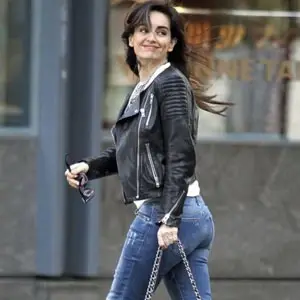 Ana de la Reguera Jackets (1)