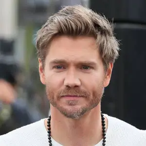 Chad Michael Murray Jackets (3)