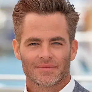 Chris Pine Jackets (9)