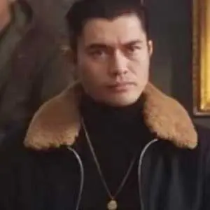 Henry Golding Jackets (7)