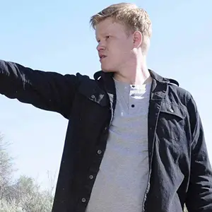 Jesse Plemons Jackets (4)
