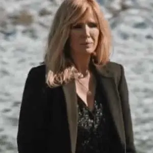 Kelly Reilly Jackets (14)