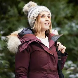 Rachael Leigh Cook Jackets (6)