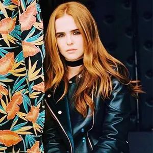 Zoey Deutch Jackets (1)