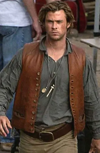 Chris Hemsworth In The Heart Of The Sea Owen Chase Vest