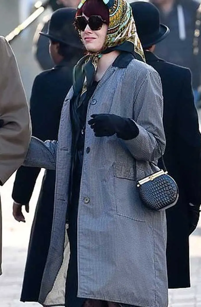 Emma Stone Cruella De Vil Checked Grey Cotton Trench Coat emma-stone-cruella-de-vil-coat