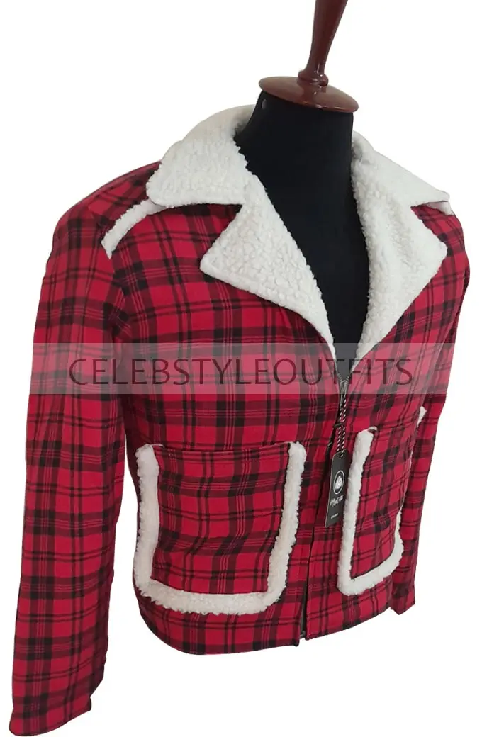 Deadpool Ryan Reynolds Red Jacket deadpool-ryan-reynolds-red-jacket