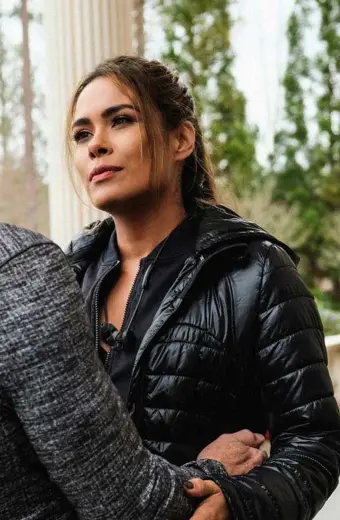 Dynasty Daniella Alonso Cristal Carrington Rita Quilted Jacket