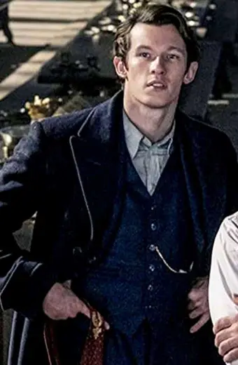Callum Turner Fantastic Beasts Theseus Scamander Trench Coat