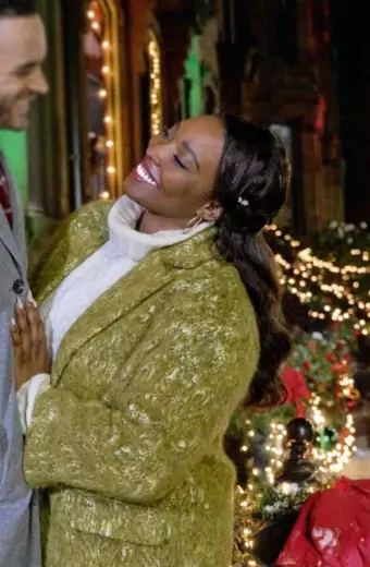 Olivia Washington Jazmin A Holiday In Harlem Green Trench Coat