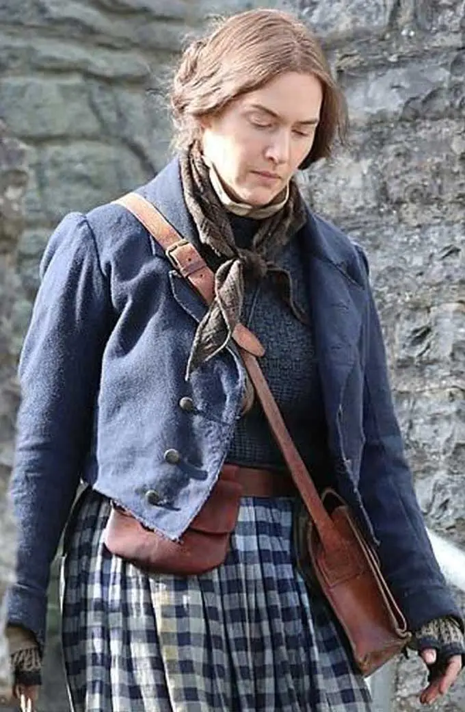 Ammonite Mary Anning Kate Winslet Cropped Blue Trench Jacket kate-winslet-ammonite-trench-jacket