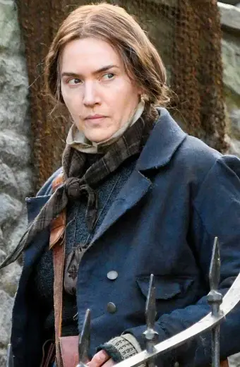 Ammonite Mary Anning Kate Winslet Cropped Blue Trench Jacket kate-winslet-ammonite-trench-jacket