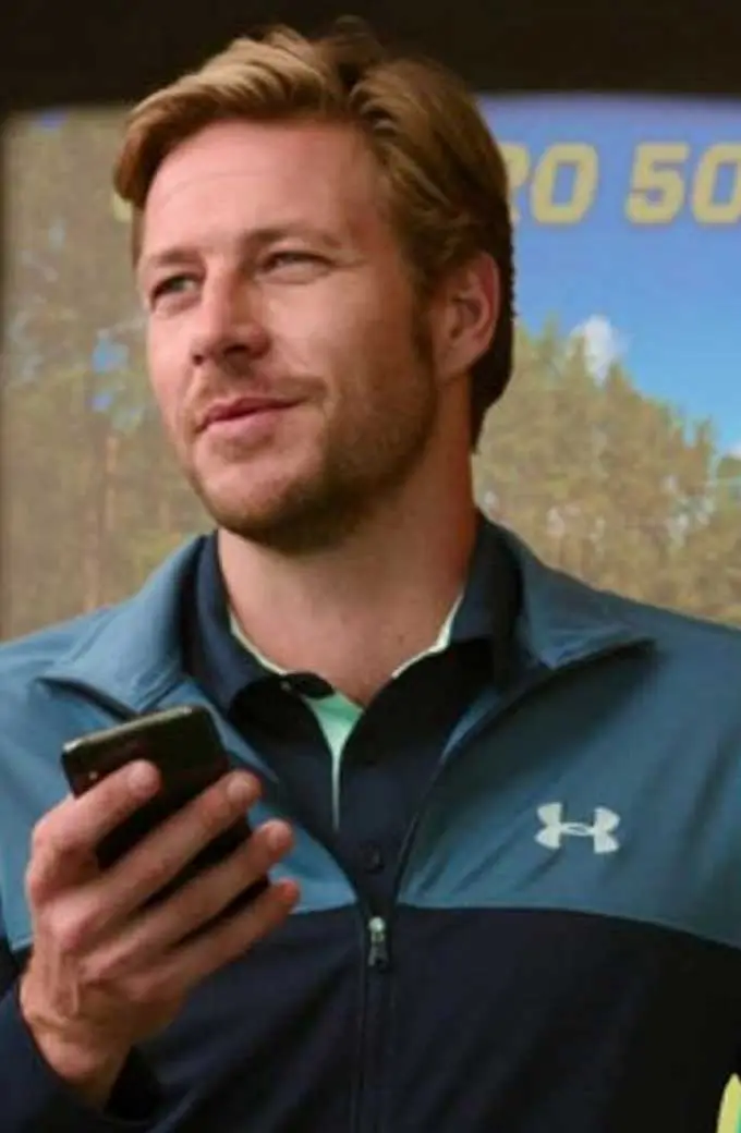 Jackson Holidate Luke Bracey Under Armour Blue Cotton Jacket luke-bracey-holidate-jacket