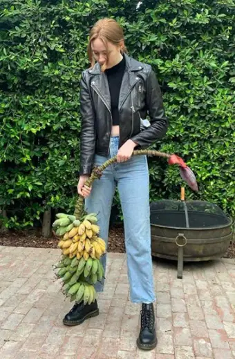 Karen Gillan Stunning Women Black Leather Motorcycle Jacket