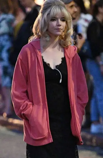 Sandie Anya Taylor Joy Last Night In Soho Pink Fleece Hoodie last-night-in-soho-sandie-hoodie
