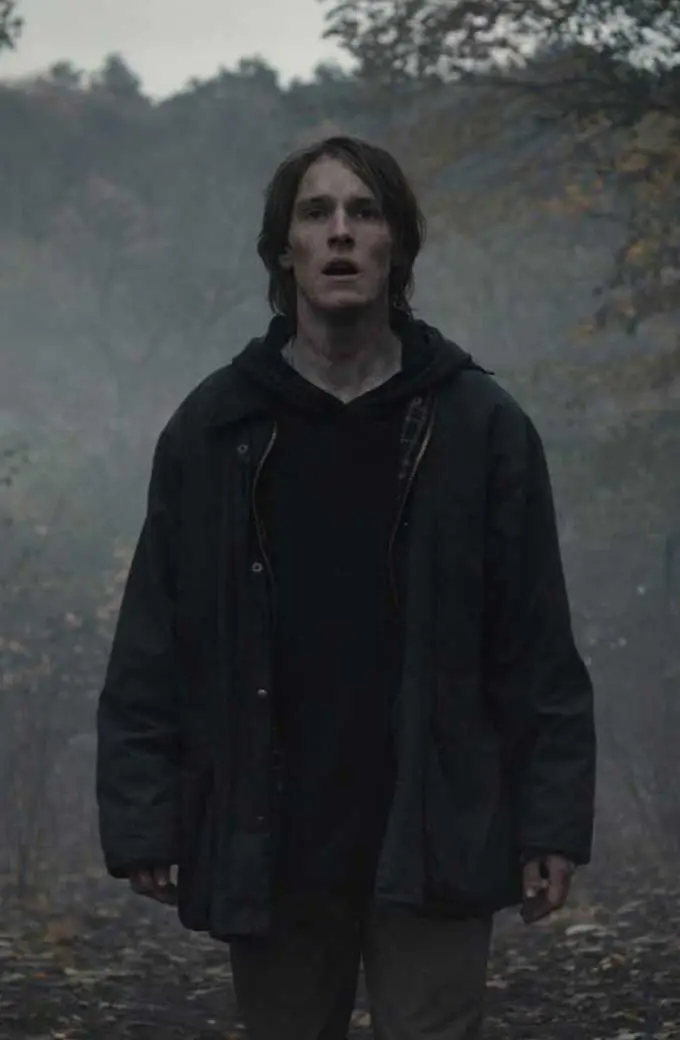 Dark Jonas Kahnwald Louis Hofmann Bomber Black Cotton Jacket louis-hofmann-dark-bomber-jacket