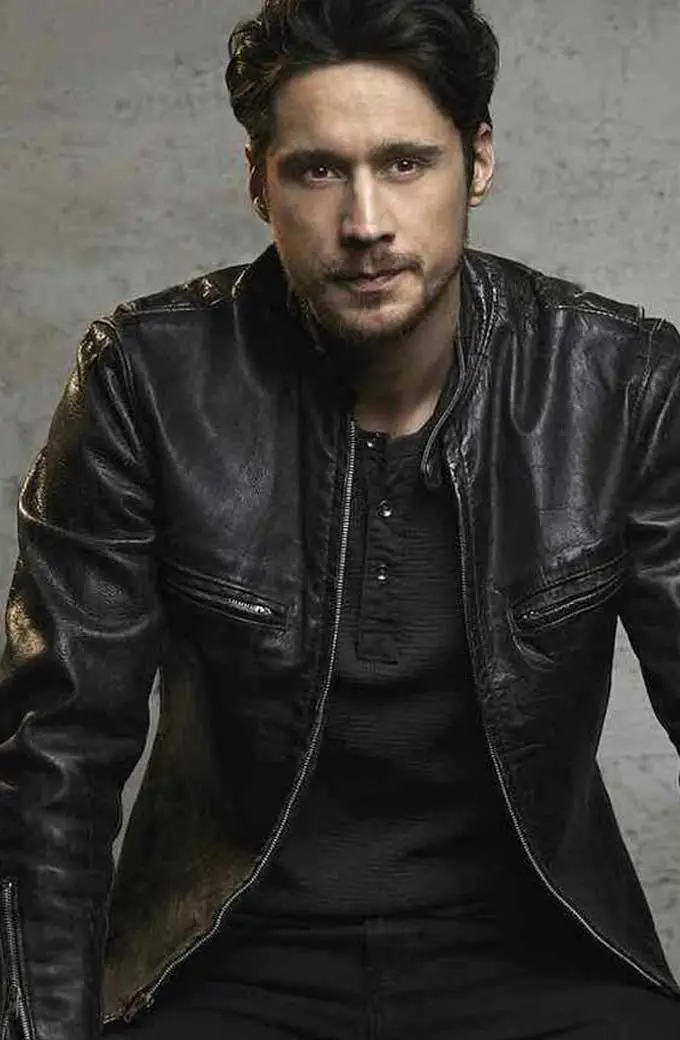 Peter Gadiot James Queen of the South Black Leather Jacket peter-gadiot-queen-of-the-south-jacket