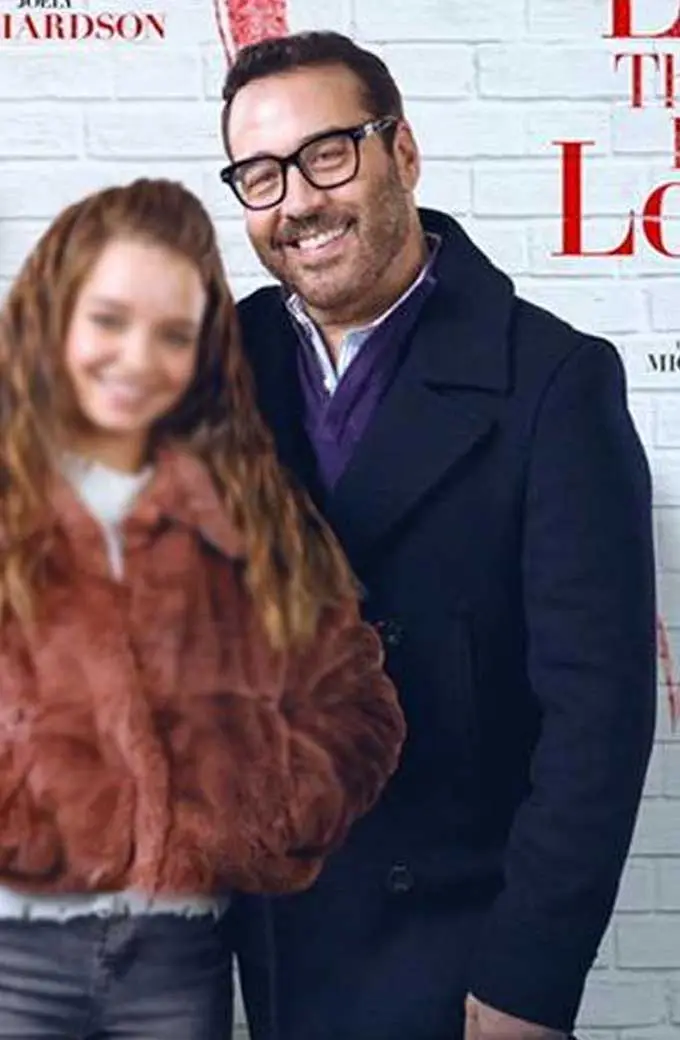 Jeremy Piven David My Dads Christmas Date Black Trench Coat jeremy-piven-my-dads-christmas-date-coat