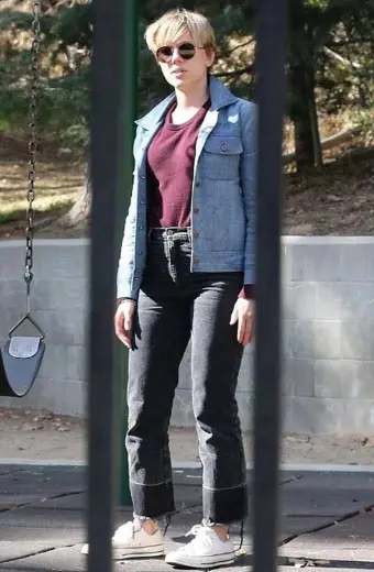 Los Angeles Scarlett Johansson Street Style Blue Denim Jacket
